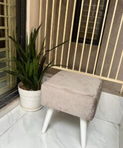 *স্কয়ার সিলভার এস / গ্রে  পায়া সাদা কালার*